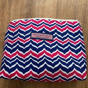 Vineyard Vines cosmetic bag
